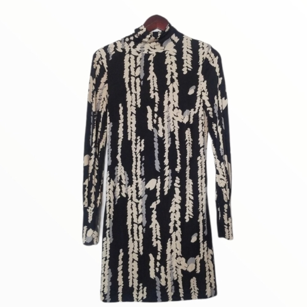 Trina Turk Silk Cream & Black Leaf Dress